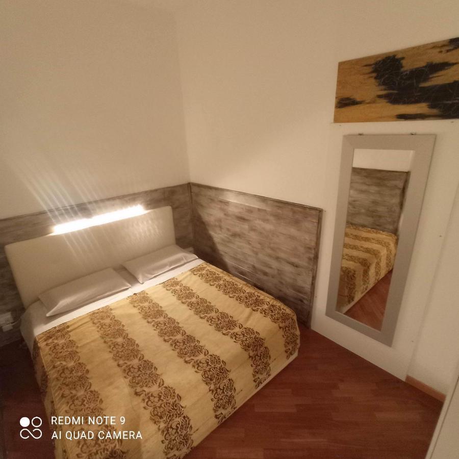 Domus Sottoripa Apartment เจนัว ภายนอก รูปภาพ